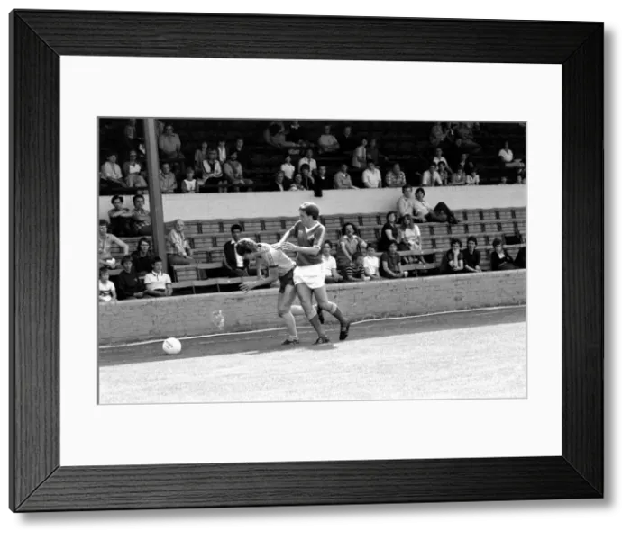 Framed Print : Pre-season friendly-Millwall v. Chelsea. August 1980 LF04-01-028 Framed Print : Pre-season friendly-Millwall v. Chelsea. August 1980 LF04-01-028