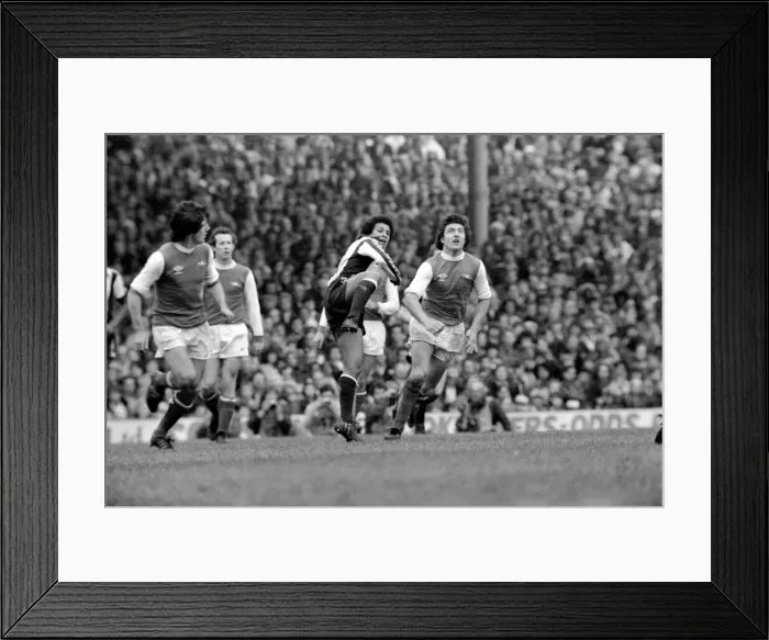 Framed Print : English Division 1 Football. Arsenal 1 v. West Bromwich Albion 1. April 1980 LF03-04-047