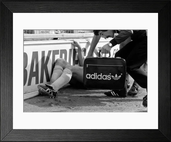 Framed Print : Pre-season friendly-Millwall v. Chelsea. August 1980 LF04-01-035