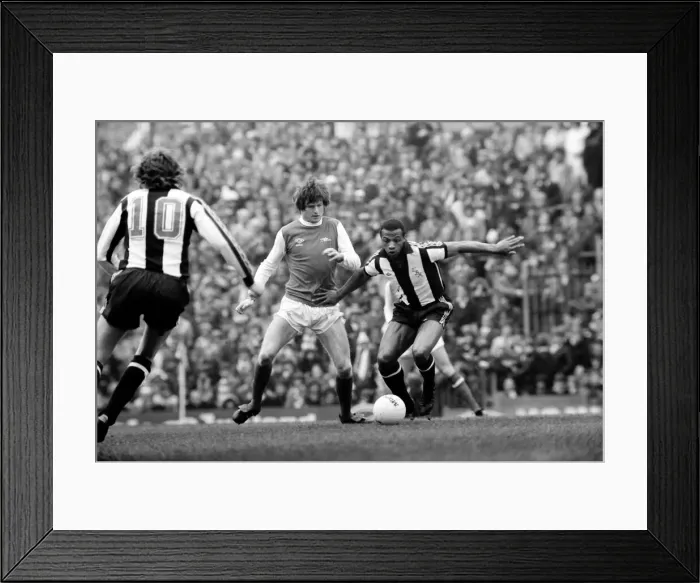 Framed Print : English Division 1 Football. Arsenal 1 v. West Bromwich Albion 1. April 1980 LF03-04-037 Framed Print : English Division 1 Football. Arsenal 1 v. West Bromwich Albion 1. April 1980 LF03-04-037