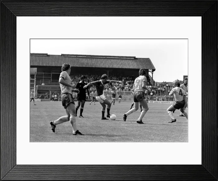 Framed Print : Pre-season friendly-Millwall v. Chelsea. August 1980 LF04-01-053