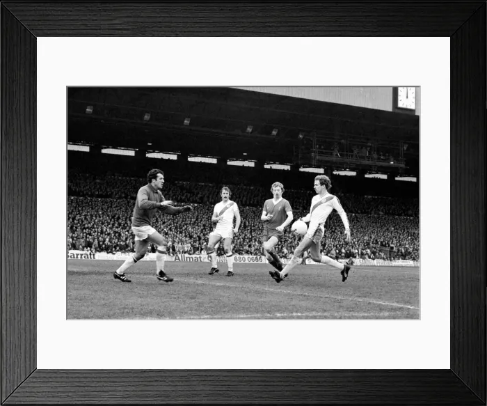 Framed Print : English Division 1 Football. Crystal Palace 0 v. Liverpool 0. April 1980 LF03-06-055 Framed Print : English Division 1 Football. Crystal Palace 0 v. Liverpool 0. April 1980 LF03-06-055