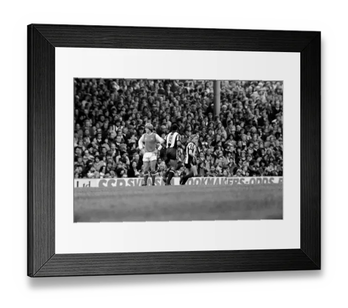 Framed Print : English Division 1 Football. Arsenal 1 v. West Bromwich Albion 1. April 1980 LF03-04-091