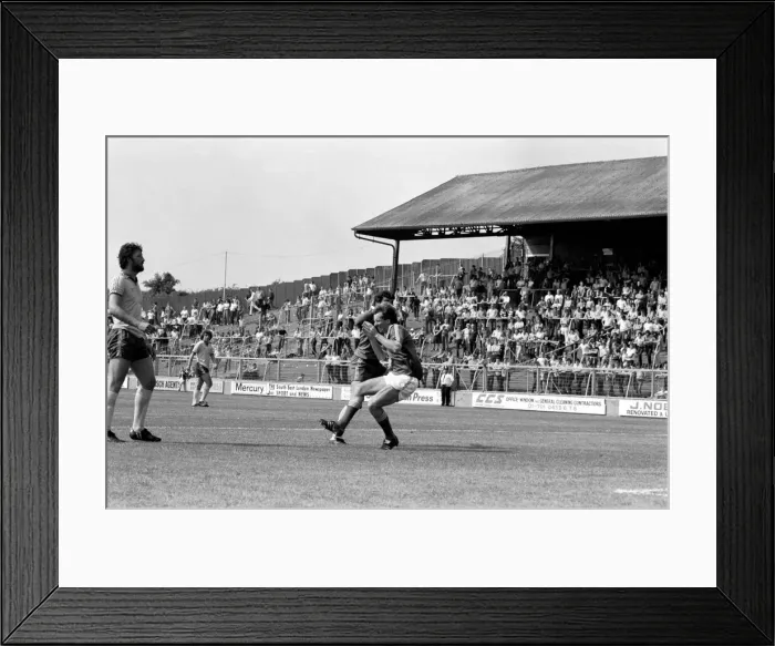 Framed Print : Pre-season friendly-Millwall v. Chelsea. August 1980 LF04-01-015