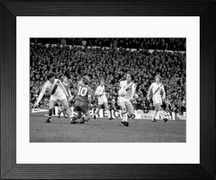 Framed Print : English Division 1 Football. Crystal Palace 0 v. Liverpool 0. April 1980 LF03-06-074