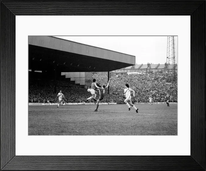 Framed Print : English Division 1 Football. Crystal Palace 0 v. Liverpool 0. April 1980 LF03-06-037