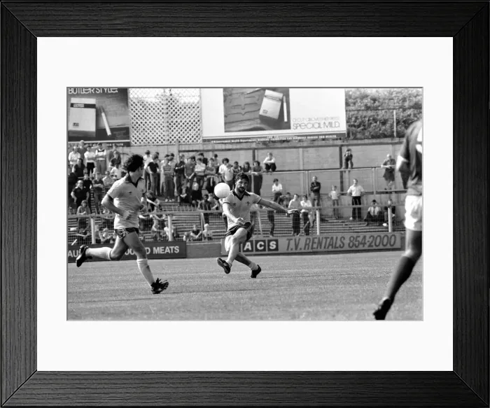 Framed Print : Pre-season friendly-Millwall v. Chelsea. August 1980 LF04-01-011 Framed Print : Pre-season friendly-Millwall v. Chelsea. August 1980 LF04-01-011