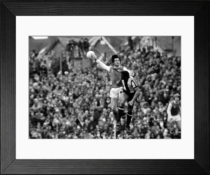 Framed Print : English Division 1 Football. Arsenal 1 v. West Bromwich Albion 1. April 1980 LF03-04-025 Framed Print : English Division 1 Football. Arsenal 1 v. West Bromwich Albion 1. April 1980 LF03-04-025