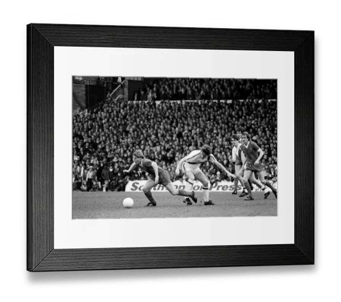 Framed Print : English Division 1 Football. Crystal Palace 0 v. Liverpool 0. April 1980 LF03-06-072 Framed Print : English Division 1 Football. Crystal Palace 0 v. Liverpool 0. April 1980 LF03-06-072