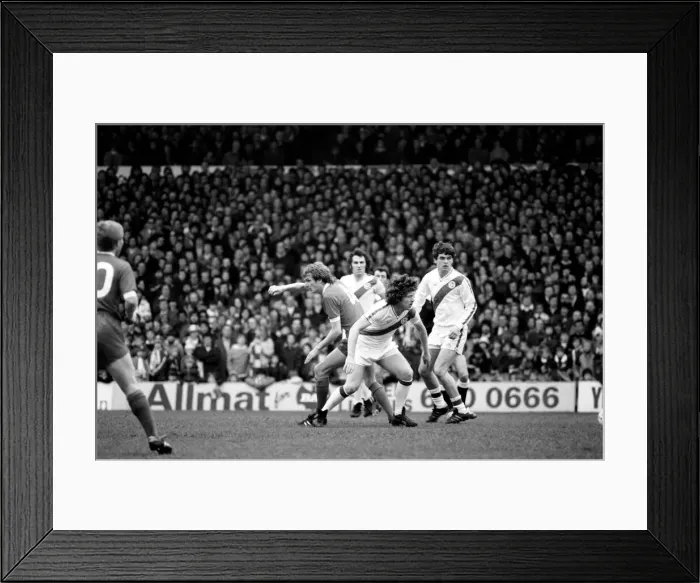 Framed Print : English Division 1 Football. Crystal Palace 0 v. Liverpool 0. April 1980 LF03-06-043 Framed Print : English Division 1 Football. Crystal Palace 0 v. Liverpool 0. April 1980 LF03-06-043