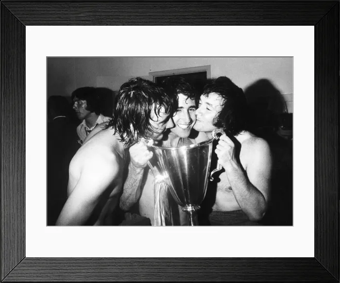 Framed Print : European Cup Winners Cup Final Replay in Athens May 1971 Chelsea 2 v Real Madrid 1 Framed Print : European Cup Winners Cup Final Replay in Athens May 1971 Chelsea 2 v Real Madrid 1