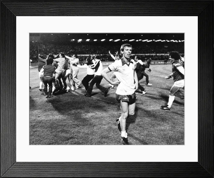 Framed Print : European Cup Winners Cup Final at the Heysel Stadium May 1980 Valencia 0 v Arsenal