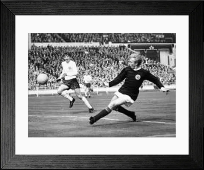 : Denis Law hitting shot April 1967 : Denis Law hitting shot April 1967