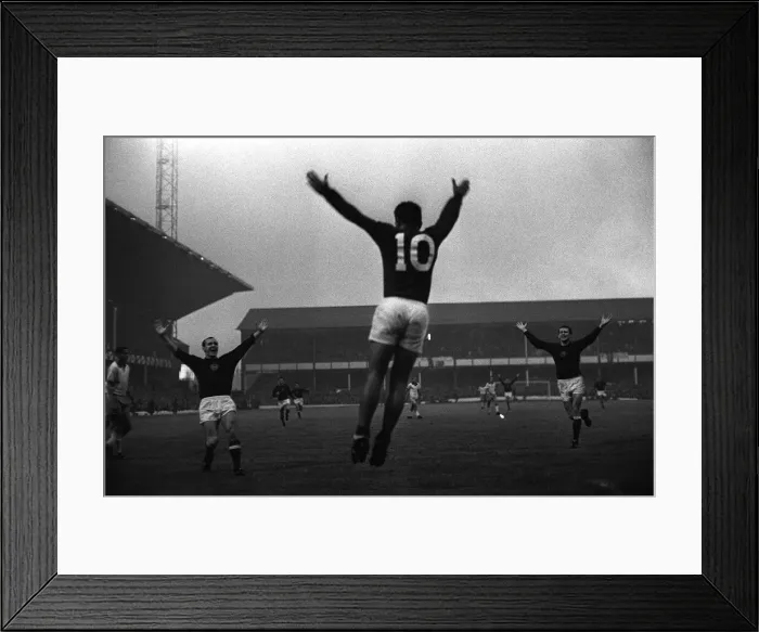 Framed Print : Janos Farkas scores for Hungary v Brazil in world cup 1966 Framed Print : Janos Farkas scores for Hungary v Brazil in world cup 1966