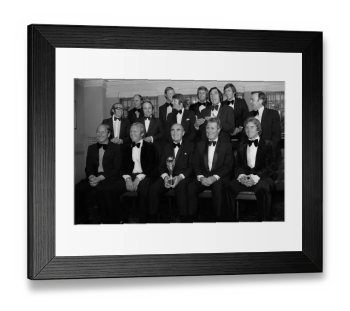 Framed Print : Sir Alf Ramsey holds World Cup July 1974 surrounded by the England 1966