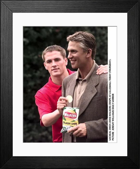 Framed Print : Michael Owen Liverpool Football Player with Gary Lineker TV Presenter who will be
