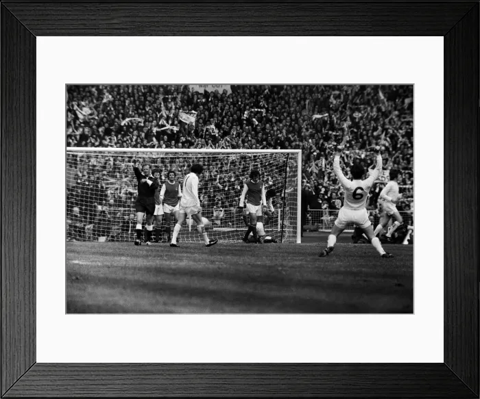 Framed Print : 1972 FA Cup Final at Wembley Leeds United 1 v Arsenal 0 May 1972 Norman Hunter Framed Print : 1972 FA Cup Final at Wembley Leeds United 1 v Arsenal 0 May 1972 Norman Hunter