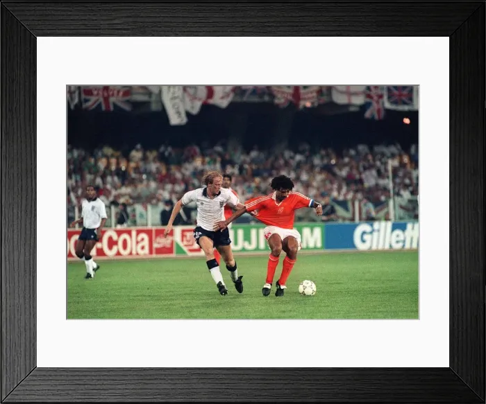 Framed Print : World cup 1990 Group F England 0 Holland 0 Mark Wright pulling Framed Print : World cup 1990 Group F England 0 Holland 0 Mark Wright pulling