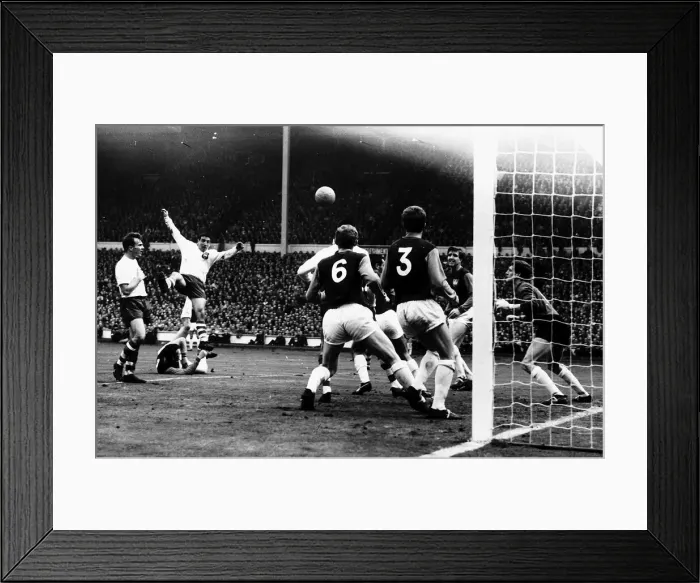 Framed Print : 1964 FA Cup Final at Wembley Stadium West Ham United 3 v Preston North End 2 Framed Print : 1964 FA Cup Final at Wembley Stadium West Ham United 3 v Preston North End 2
