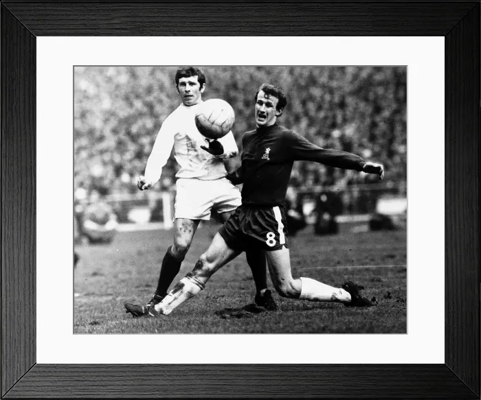 Framed Print : FA Cup Final at Wembley Stadium April 1970 Chelsea 2 v Leeds United 2 Framed Print : FA Cup Final at Wembley Stadium April 1970 Chelsea 2 v Leeds United 2