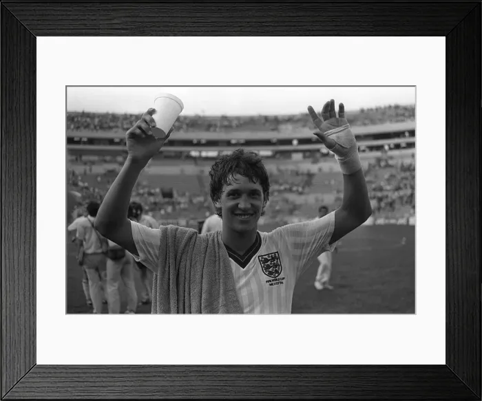 Framed Print : Football world cup 1986 England 3 Poland 0 Group F Gary Lineker celebrates Framed Print : Football world cup 1986 England 3 Poland 0 Group F Gary Lineker celebrates