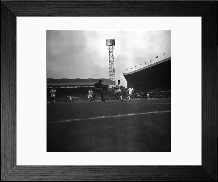 Framed Print : Eusebio scores for Portugal during world cup 1966 against Bulgaria Framed Print : Eusebio scores for Portugal during world cup 1966 against Bulgaria
