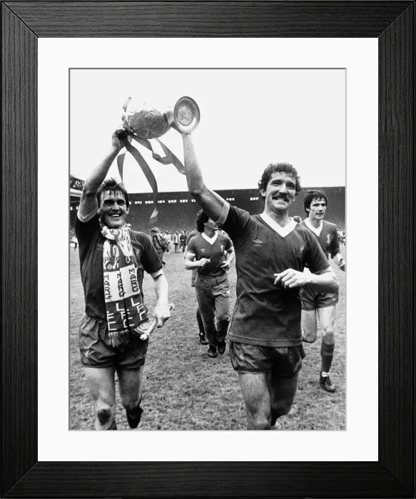 Framed Print : Kenny Dalglish footballer Liverpool FC (L) Graeme Souness Framed Print : Kenny Dalglish footballer Liverpool FC (L) Graeme Souness