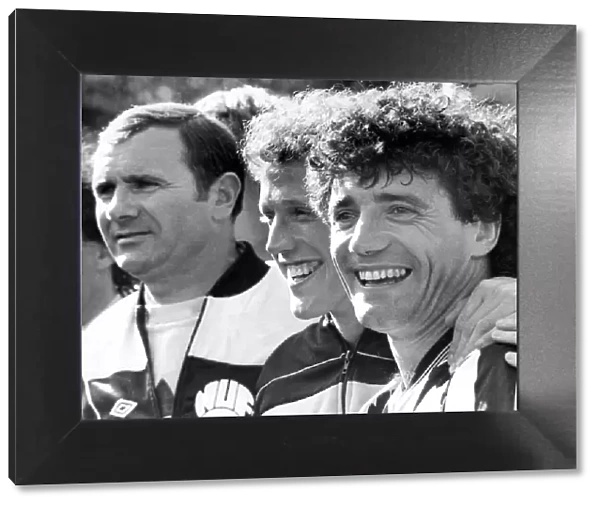 Newcastle skipper Kevin Keegan (right) with Arthur Cox (left) Circa 1983