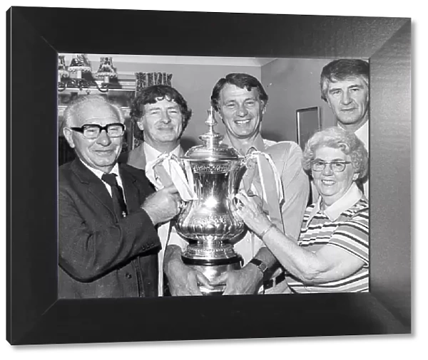 Bobby Robson manager of FA Cup winners Ipswich came home triumphant to the County Durham