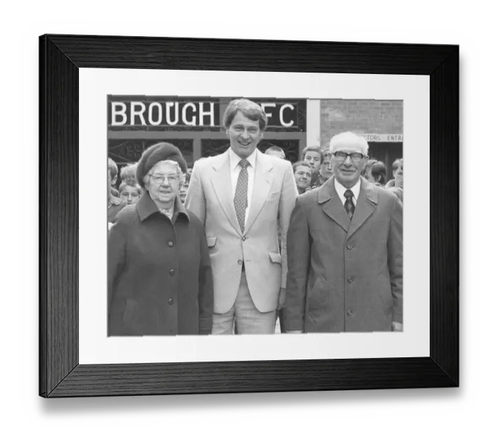 Framed Print : Bobby Robson with his parents Lillian and Philip Robson at Middlesbrough Football Club Framed Print : Bobby Robson with his parents Lillian and Philip Robson at Middlesbrough Football Club