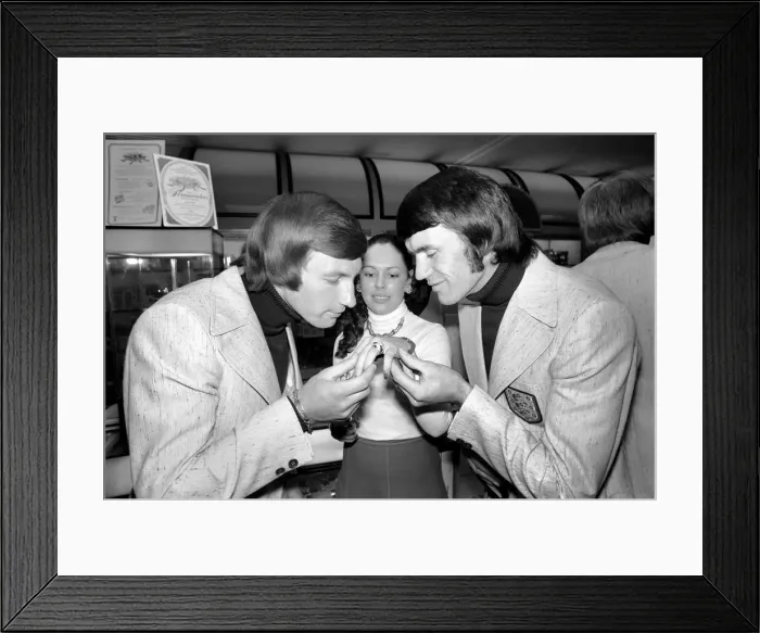 Framed Print : Pauline O Connell, aged 22, of Ealing, a perfume counter assistant at Heathrow Framed Print : Pauline O Connell, aged 22, of Ealing, a perfume counter assistant at Heathrow