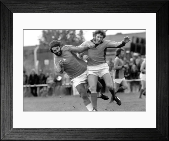 Framed Print : George Best. August 1974 S74-4813-006 Framed Print : George Best. August 1974 S74-4813-006