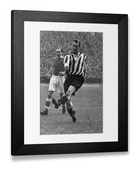 Framed Print : Jackie Milburn. Newcastle centre-forward. April 1955 Framed Print : Jackie Milburn. Newcastle centre-forward. April 1955