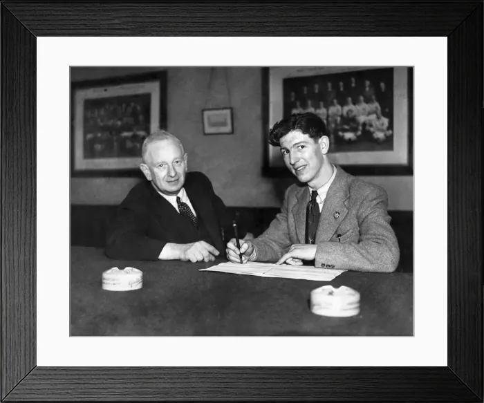 Framed Print : A smile for the photographer from Roy Clarke the Cardiff Framed Print : A smile for the photographer from Roy Clarke the Cardiff