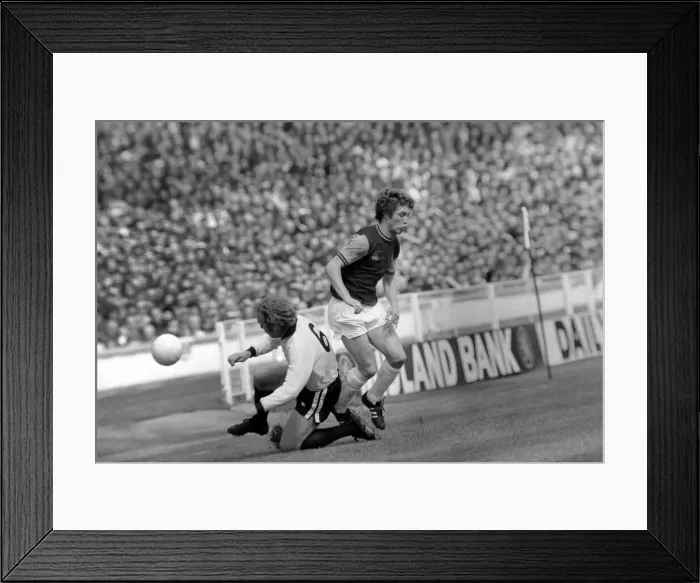 Framed Print : FA Cup Final at Wembley Stadium West Ham 2 v Fulham 0 Action from the match Framed Print : FA Cup Final at Wembley Stadium West Ham 2 v Fulham 0 Action from the match