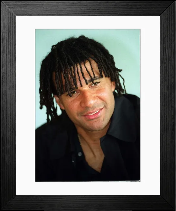 Framed Print : Newcastle United manager Ruud Gullit May 1999 Framed Print : Newcastle United manager Ruud Gullit May 1999