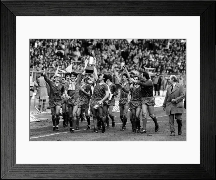 Framed Print : 1983 Milk Cup Final at Wembley Stadium Manchester United 1 v Liverpool 2 Framed Print : 1983 Milk Cup Final at Wembley Stadium Manchester United 1 v Liverpool 2