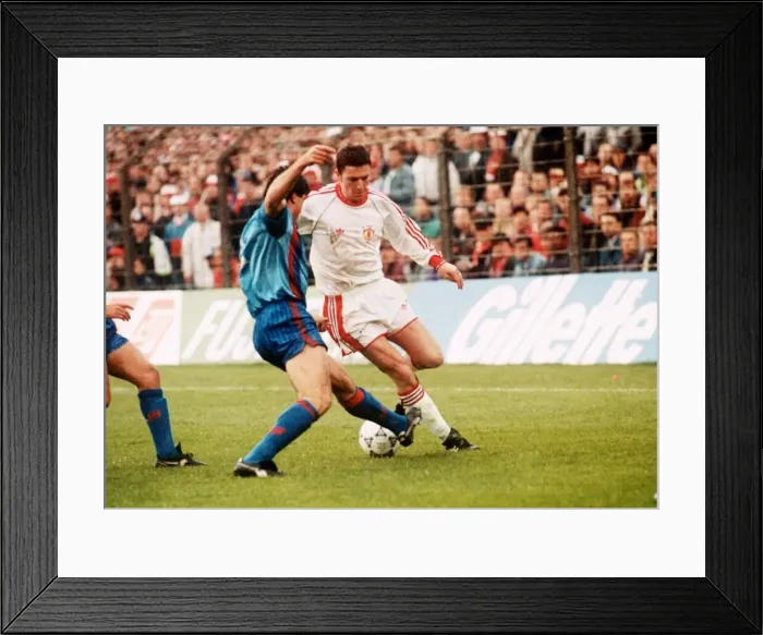 Framed Print : European Cup Winners Cup Final in Rotterdam May 1991 Manchester United 2 v Framed Print : European Cup Winners Cup Final in Rotterdam May 1991 Manchester United 2 v
