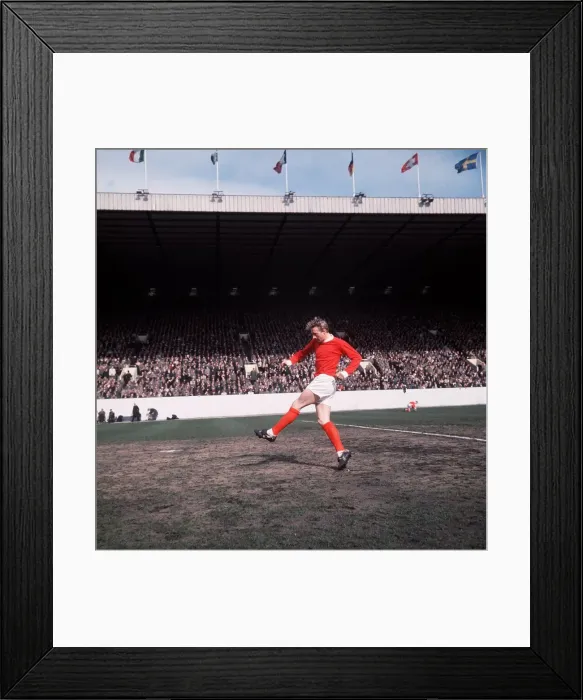 Framed Print : FA Cup Semi Final Manchester United v Leeds Denis Law 1965 Framed Print : FA Cup Semi Final Manchester United v Leeds Denis Law 1965