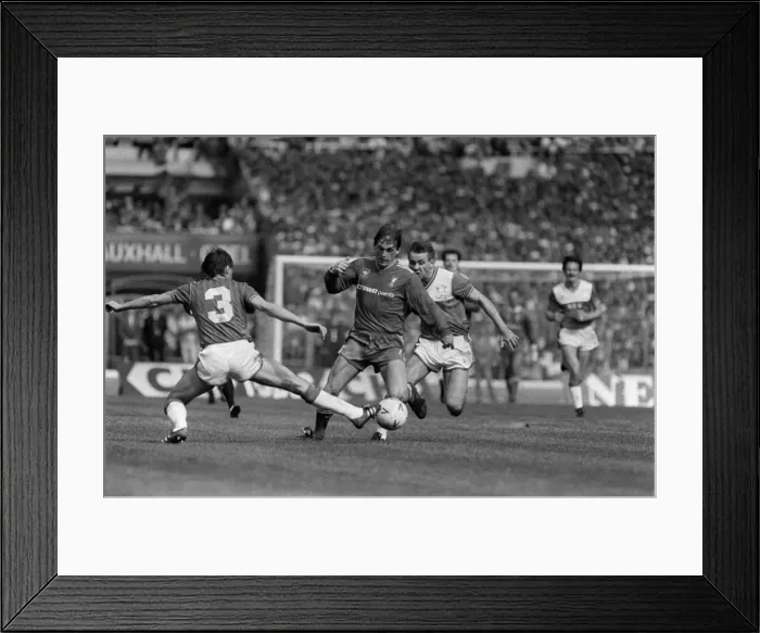 Framed Print : Kenny Dalglish of Liverpool FC attacking during the FA Cup Final 1986 Liverpool 3 Framed Print : Kenny Dalglish of Liverpool FC attacking during the FA Cup Final 1986 Liverpool 3