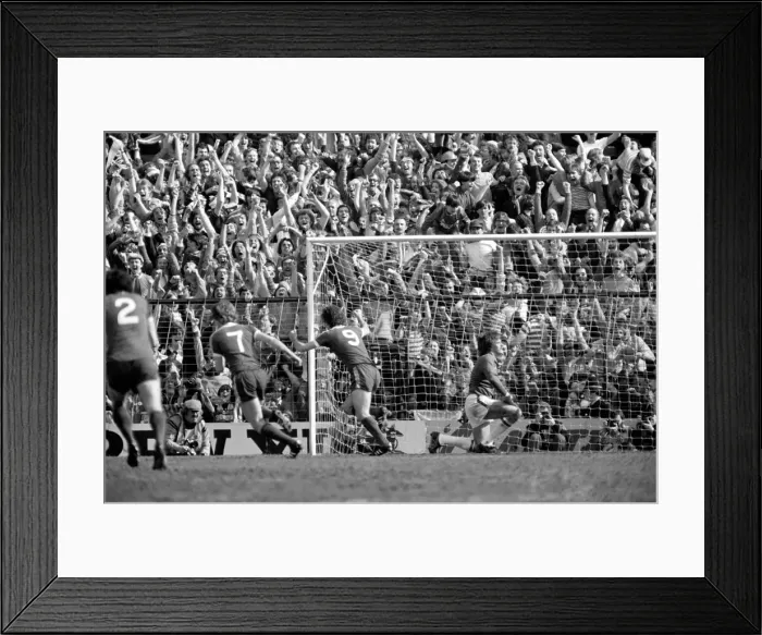 Framed Print : F.A Cup Semi Final - West Ham 1 v. Everton 1. April 1980 LF02-26-048 *** Local Caption