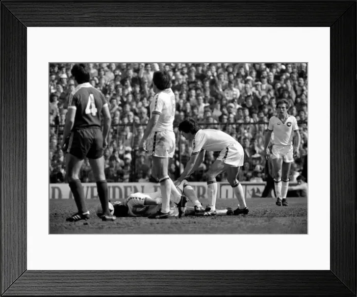 Framed Print : F.A Cup Semi Final - West Ham 1 v. Everton 1. April 1980 LF02-26-066 *** Local Caption Framed Print : F.A Cup Semi Final - West Ham 1 v. Everton 1. April 1980 LF02-26-066 *** Local Caption