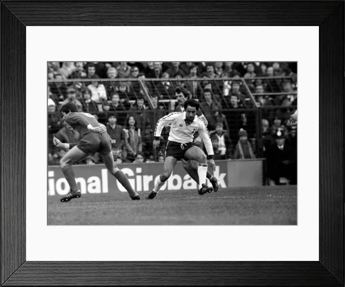 Framed Print : Tottenham Hotspur 2 v. Liverpool 0. March 1980 LF02-18-109 Local Caption Division Framed Print : Tottenham Hotspur 2 v. Liverpool 0. March 1980 LF02-18-109 Local Caption Division