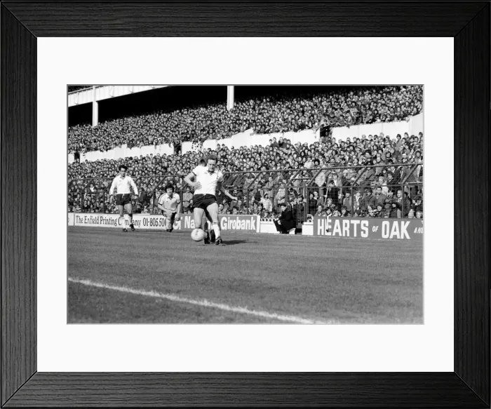 Framed Print : Tottenham Hotspur 2 v. Liverpool 0. March 1980 LF02-18-081 Local Caption Division Framed Print : Tottenham Hotspur 2 v. Liverpool 0. March 1980 LF02-18-081 Local Caption Division