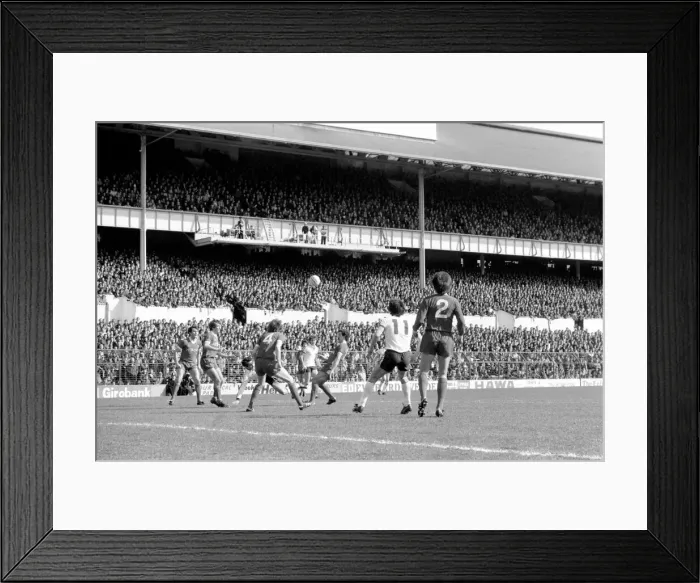 Framed Print : Tottenham Hotspur 2 v. Liverpool 0. March 1980 LF02-18 Local Caption Division 1 Framed Print : Tottenham Hotspur 2 v. Liverpool 0. March 1980 LF02-18 Local Caption Division 1