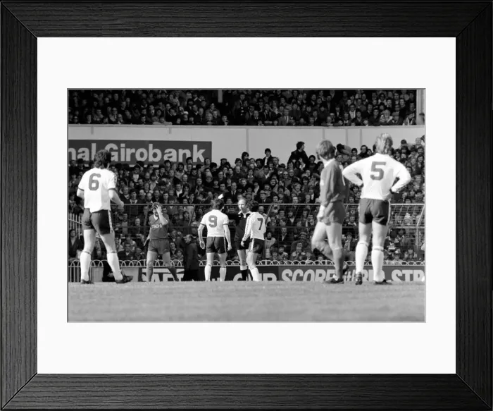 Framed Print : Tottenham Hotspur 2 v. Liverpool 0. March 1980 LF02-18-014 Local Caption Division Framed Print : Tottenham Hotspur 2 v. Liverpool 0. March 1980 LF02-18-014 Local Caption Division