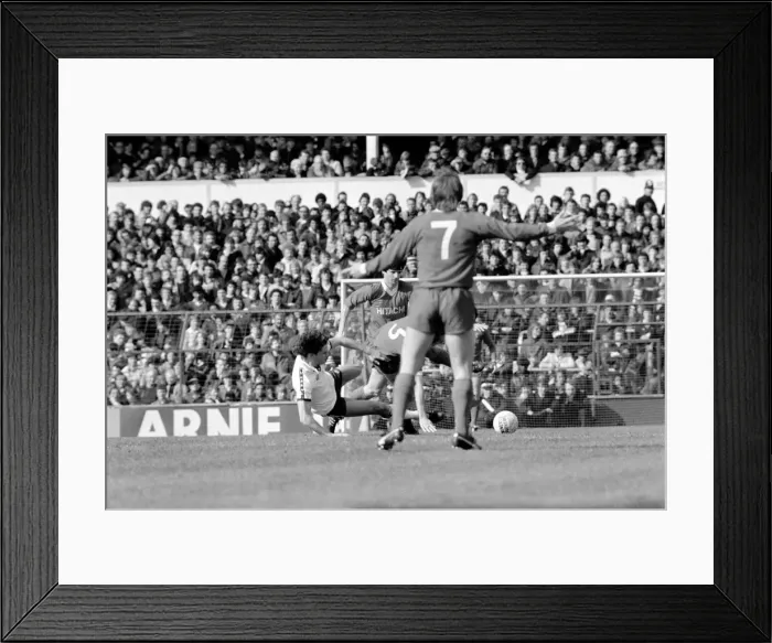 Framed Print : Tottenham Hotspur 2 v. Liverpool 0. March 1980 LF02-18-106 Local Caption Division Framed Print : Tottenham Hotspur 2 v. Liverpool 0. March 1980 LF02-18-106 Local Caption Division