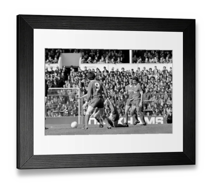 Framed Print : Tottenham Hotspur 2 v. Liverpool 0. March 1980 LF02-18-015 Local Caption Division Framed Print : Tottenham Hotspur 2 v. Liverpool 0. March 1980 LF02-18-015 Local Caption Division