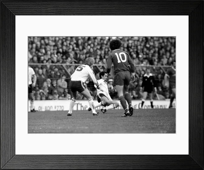 Framed Print : Tottenham Hotspur 2 v. Liverpool 0. March 1980 LF02-18-087 Local Caption Division Framed Print : Tottenham Hotspur 2 v. Liverpool 0. March 1980 LF02-18-087 Local Caption Division