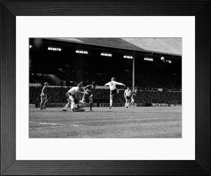 Framed Print : Tottenham Hotspur 2 v. Liverpool 0. March 1980 LF02-18-095 Local Caption Division Framed Print : Tottenham Hotspur 2 v. Liverpool 0. March 1980 LF02-18-095 Local Caption Division